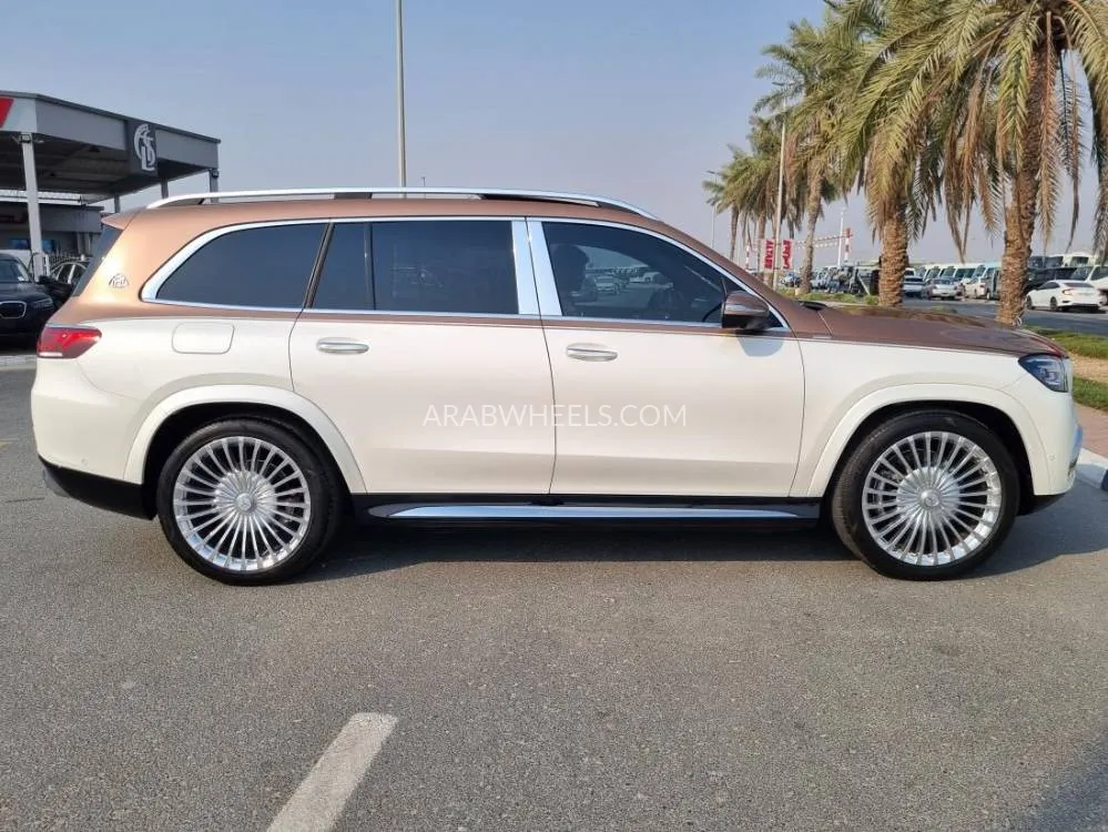 Mercedes Benz GLS 2022 for Sale in Dubai Image-6