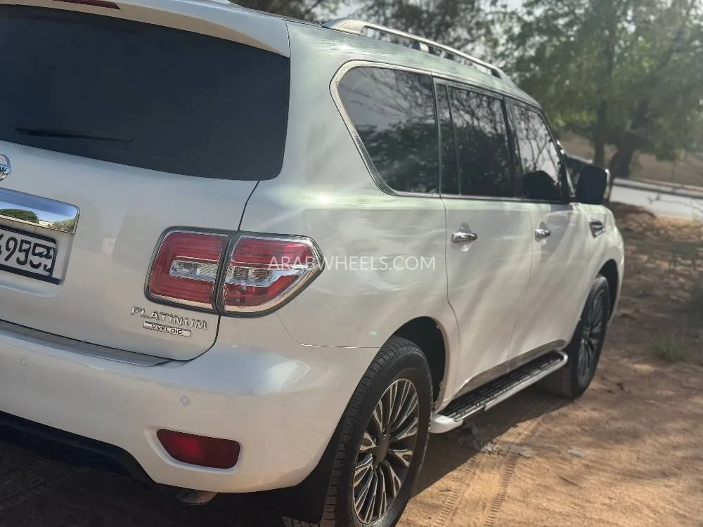 Nissan Patrol 2011 for Sale in Al Ain Image-9