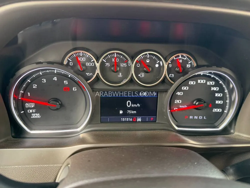 Chevrolet Silverado 2020 for Sale in Abu Dhabi Image-7