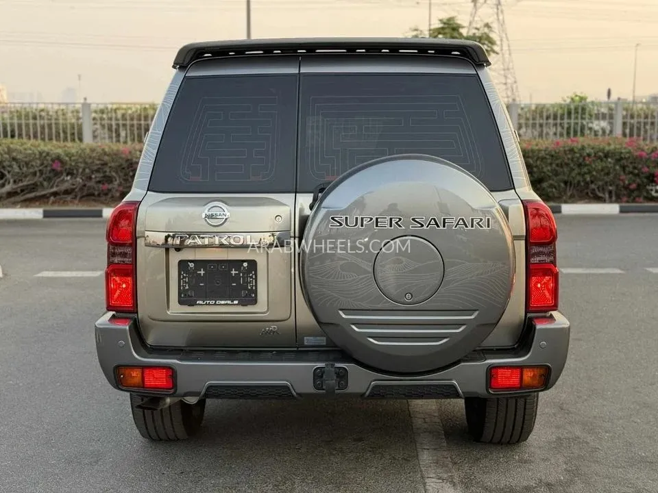 Nissan Patrol 2024 for Sale in Dubai Image-18