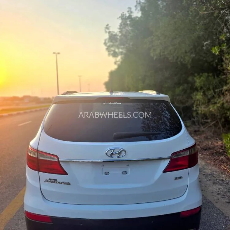 Hyundai Santa Fe 2014 for Sale in Sharjah Image-18
