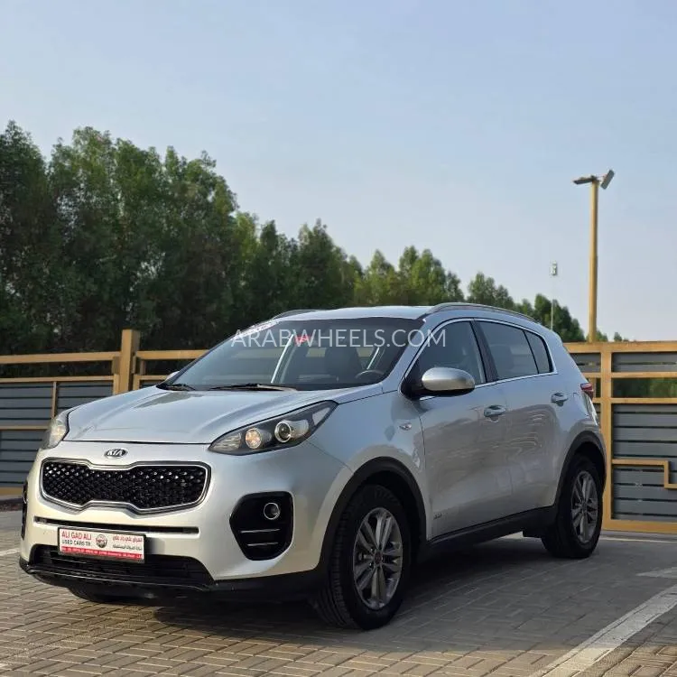 Kia Sportage 2016 for Sale in Sharjah Image-2