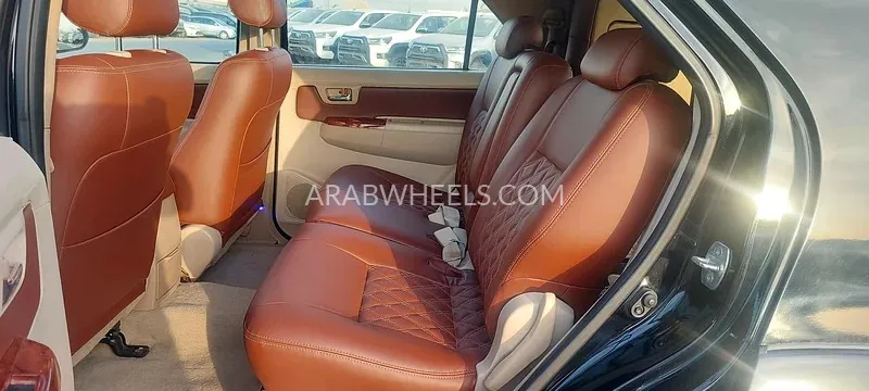 Toyota Fortuner 2011 for Sale in Dubai Image-14