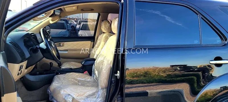 Toyota Fortuner 2015 for Sale in Dubai Image-7