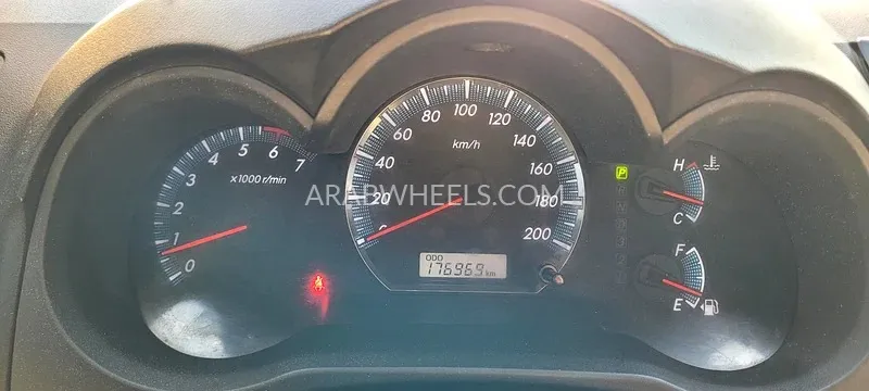 Toyota Fortuner 2015 for Sale in Dubai Image-9