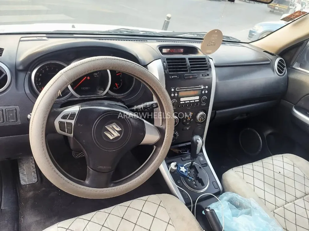 سوزوكي فيتارا 2008 for Sale in الشارقة Image-5