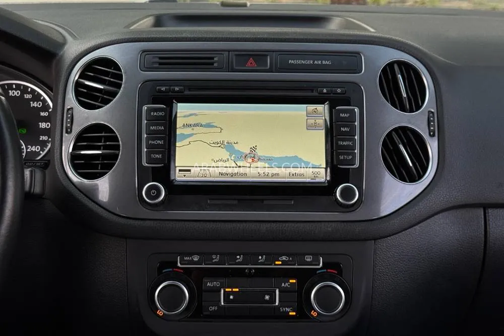 Volkswagen Tiguan 2013 for Sale in Dubai Image-9