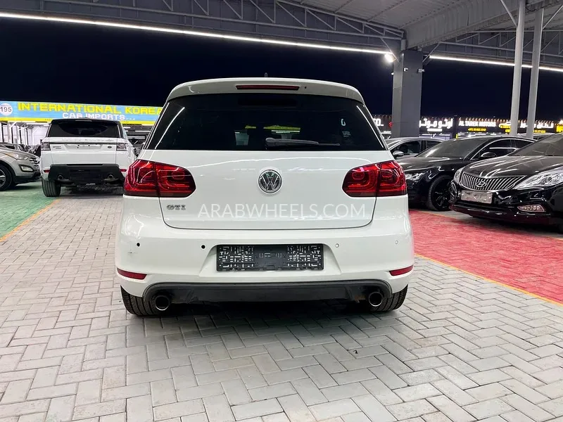 Volkswagen Golf GTI 2013 for Sale in Ajman Image-8