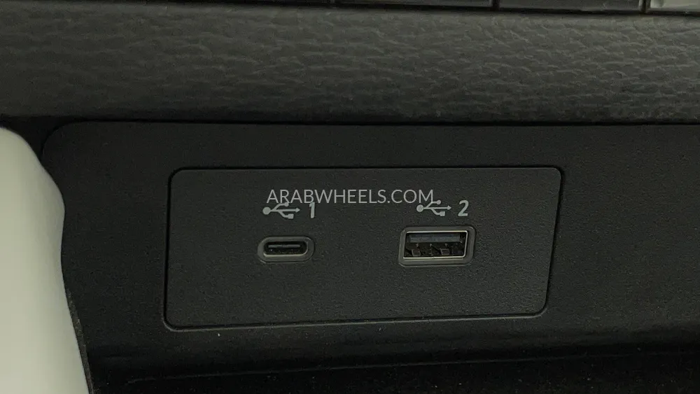 Mitsubishi Outlander 2025 for Sale in Dubai Image-48