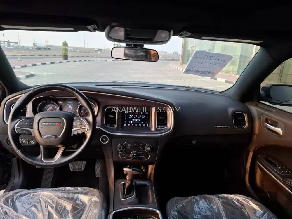 Dodge Charger 2019 for Sale in Ajman Image-9