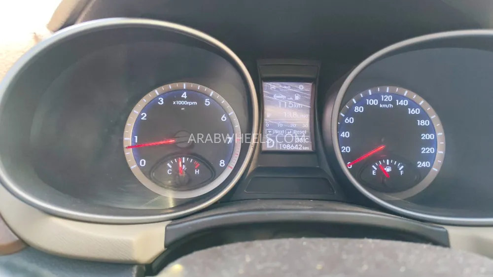 هيونداي جراند سانتا في 2014 for Sale in دبي Image-3