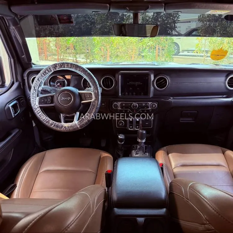 Jeep Wrangler 2021 for Sale in Ajman Image-4