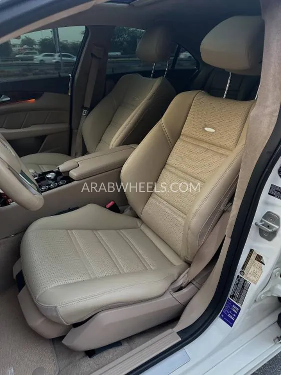 Mercedes Benz CLS Class 2012 for Sale in Sharjah Image-5