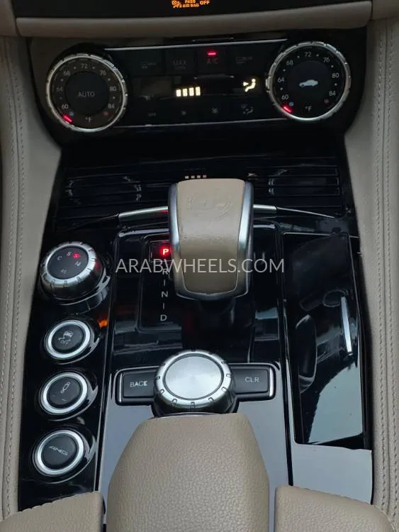 Mercedes Benz CLS Class 2012 for Sale in Sharjah Image-10