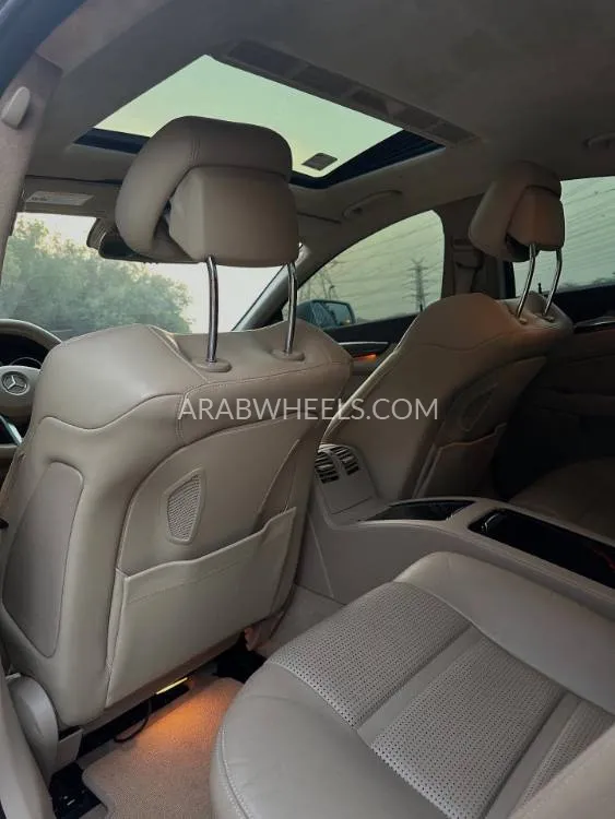 Mercedes Benz CLS Class 2012 for Sale in Sharjah Image-14