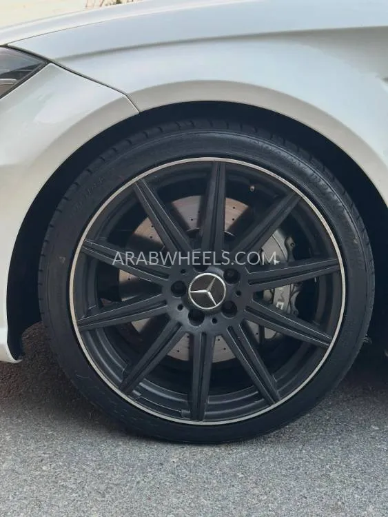 Mercedes Benz CLS Class 2012 for Sale in Sharjah Image-19