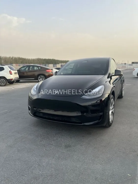 Tesla Model Y 2024 for Sale in Sharjah Image-6