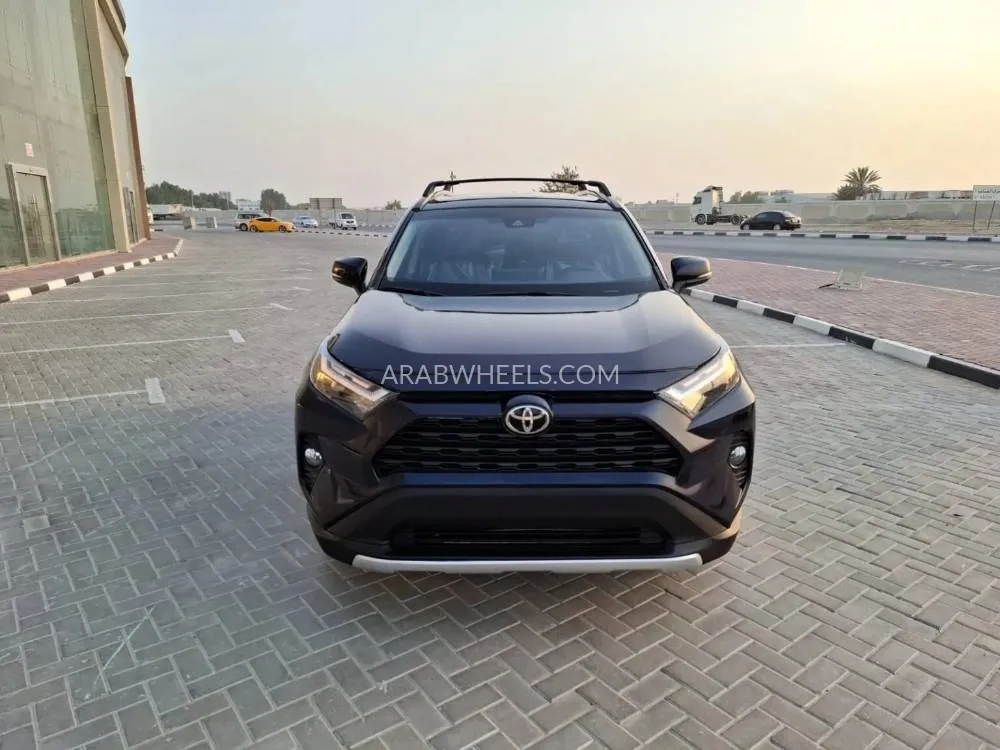Toyota Rav4 2023 for Sale in Ajman Image-3