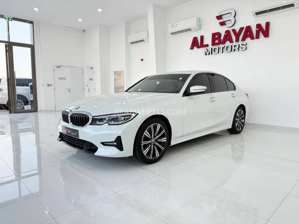 BMW 3 series 2020 for Sale in Abu Dhabi Image-3