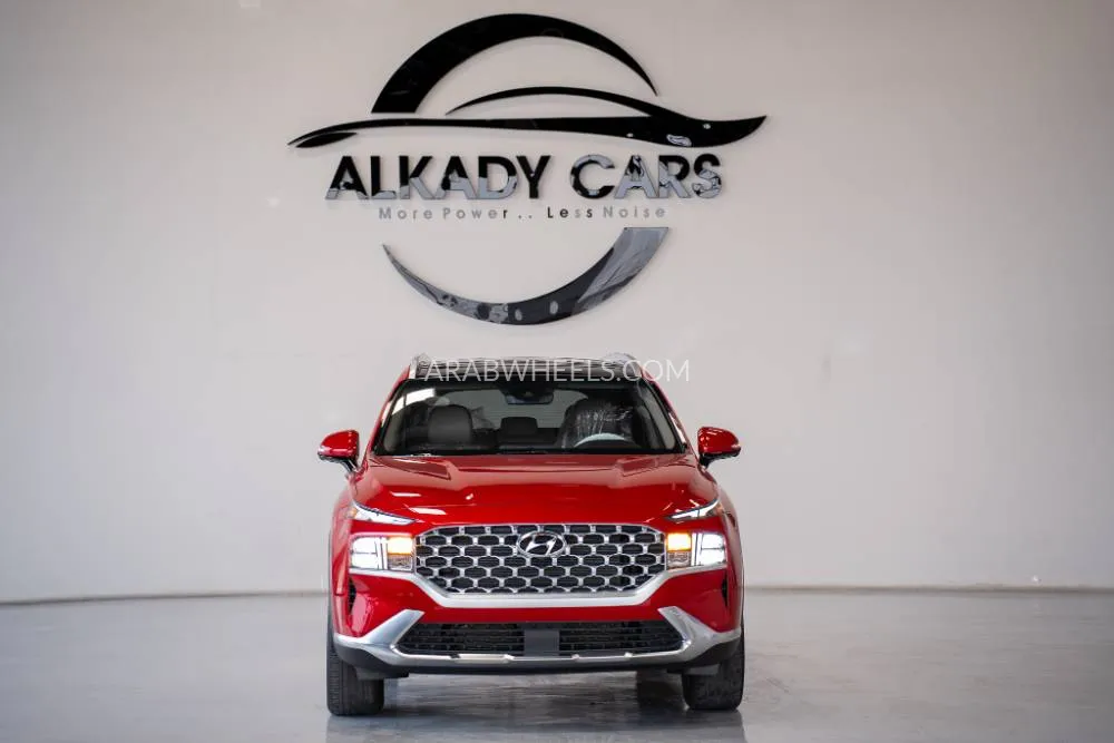 Hyundai Santa Fe 2023 for Sale in Umm Al Quwain Image-1