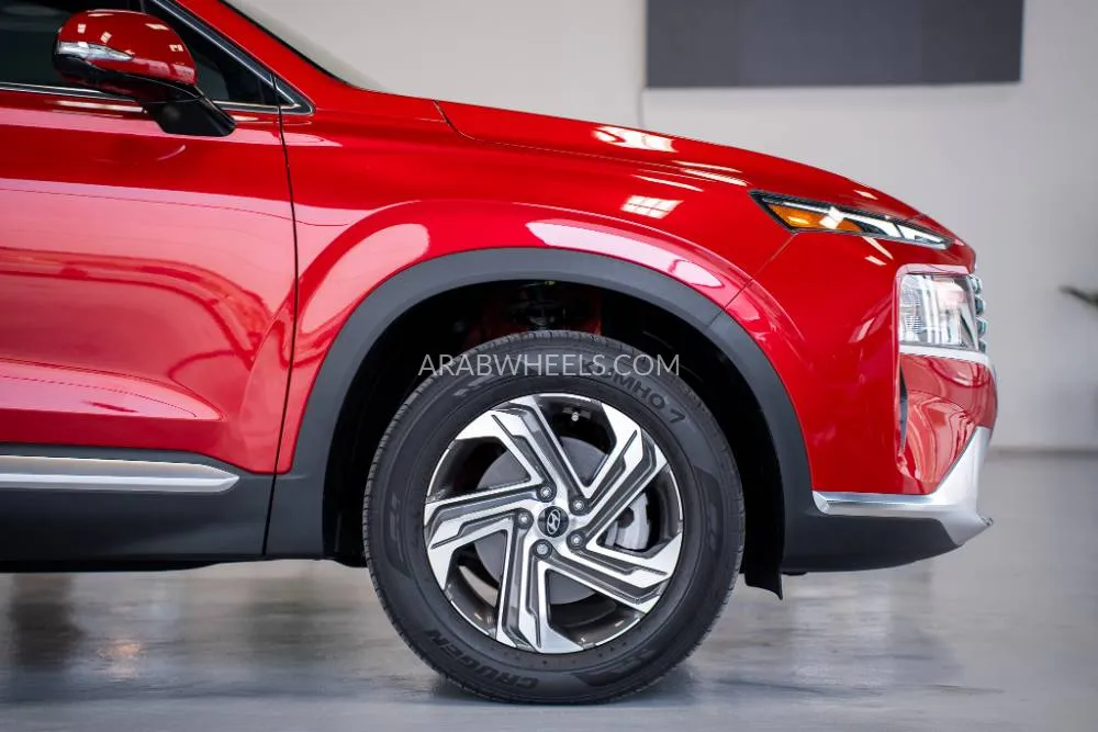 هيونداي سانتا في 2023 for Sale in أم القيوين Image-5