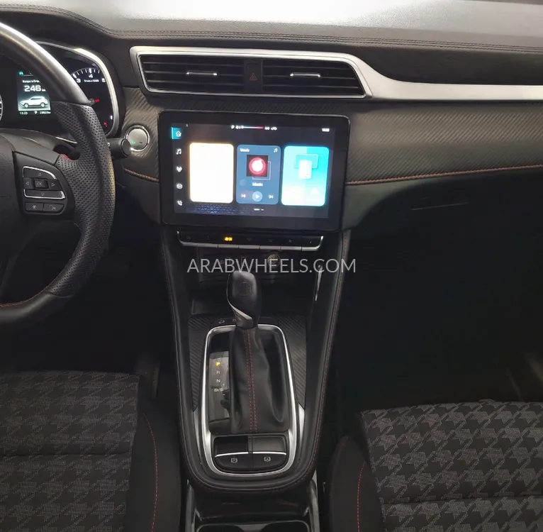 MG ZS 2024 for Sale in Dubai Image-8