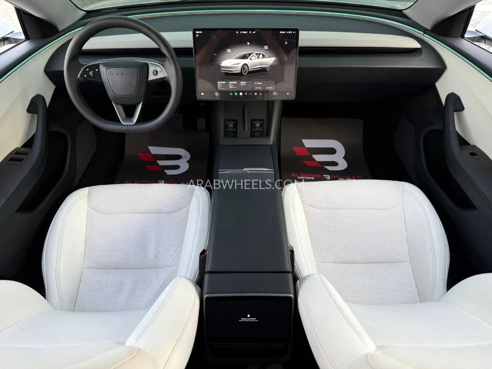 Tesla Model 3 2024 for Sale in Abu Dhabi Image-5