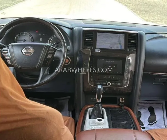 Nissan Patrol 2016 for Sale in Fujairah Image-2