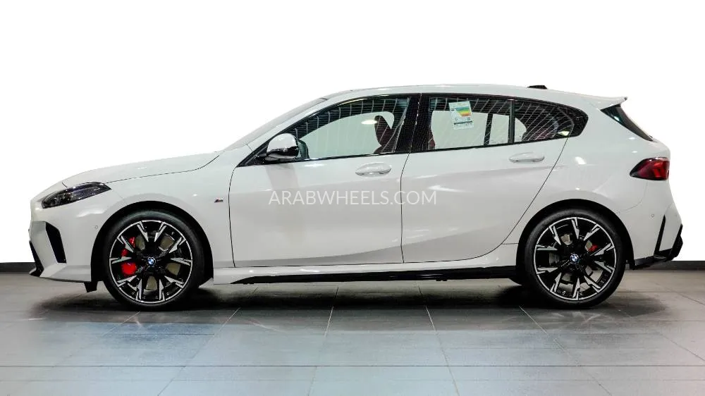 BMW 1 series 2025 for Sale in Abu Dhabi Image-3
