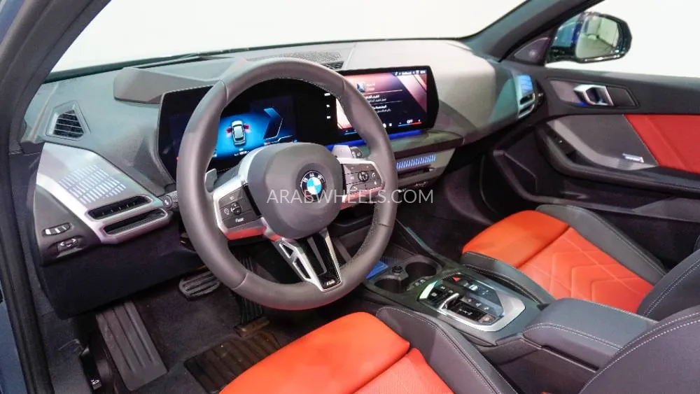 بي إم دبليو الفئة الأولى 2025 for Sale in أبو ظبي Image-7