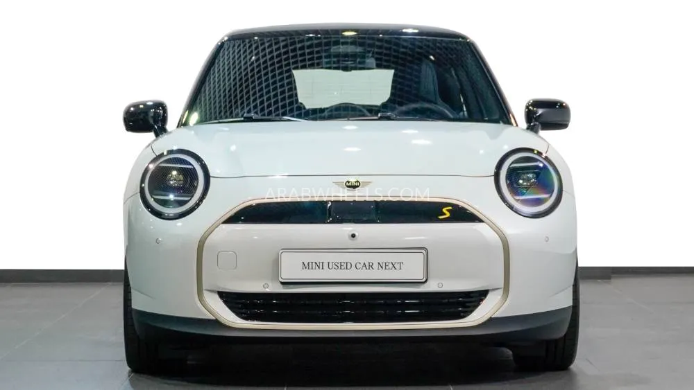 Mini SE EV 2025 for Sale in Abu Dhabi Image-2
