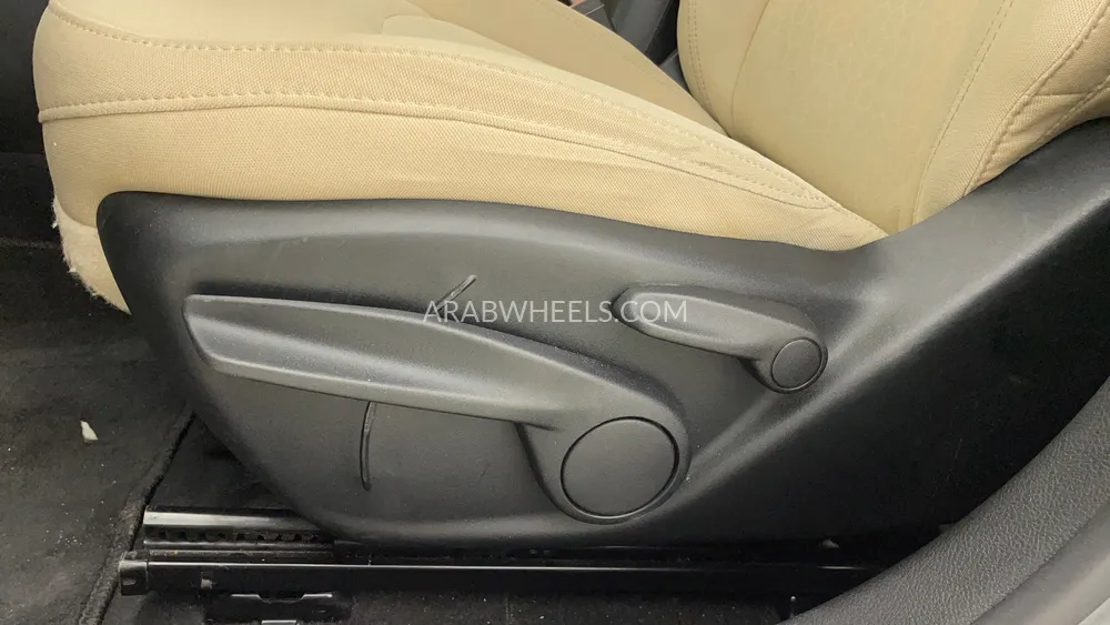 جيب كومباس 2019 for Sale in دبي Image-21