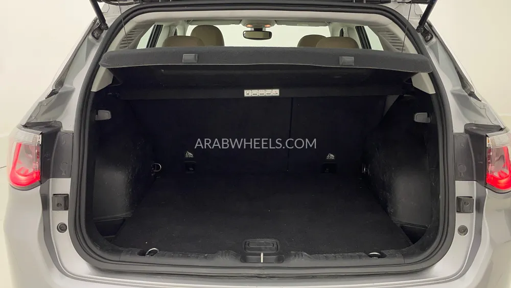 جيب كومباس 2019 for Sale in دبي Image-26