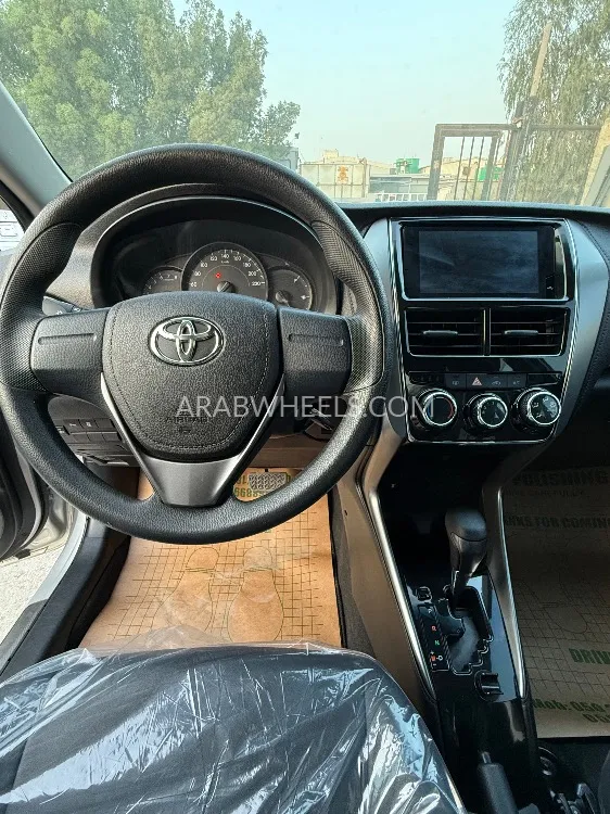 Toyota Vios 2021 for Sale in Sharjah Image-10
