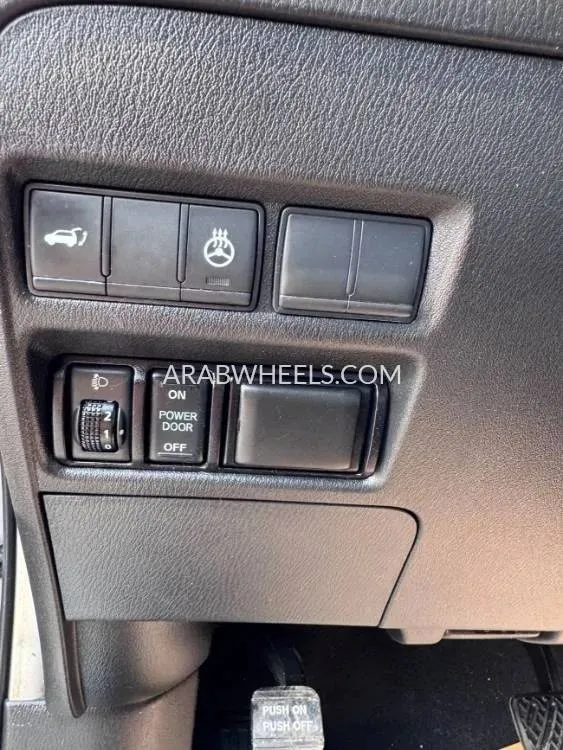 Infiniti QX80 2018 for Sale in Sharjah Image-8