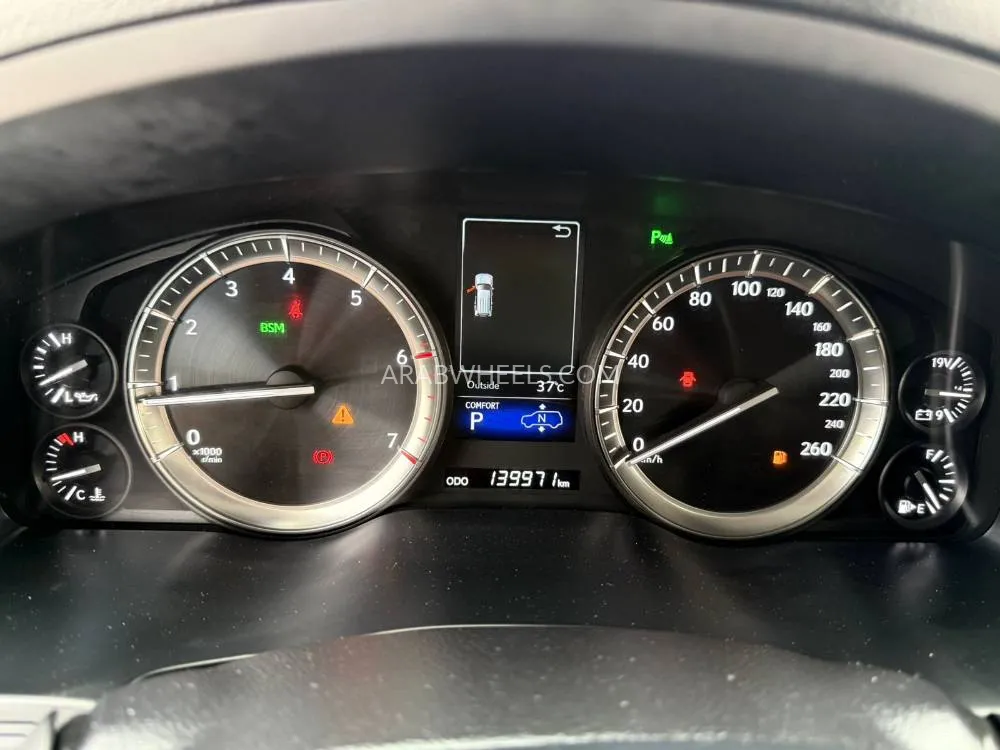 Lexus LX 2018 for Sale in Abu Dhabi Image-7