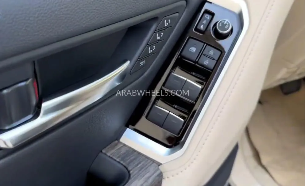 Toyota Land Cruiser 2024 for Sale in Ras Al Khaimah Image-3