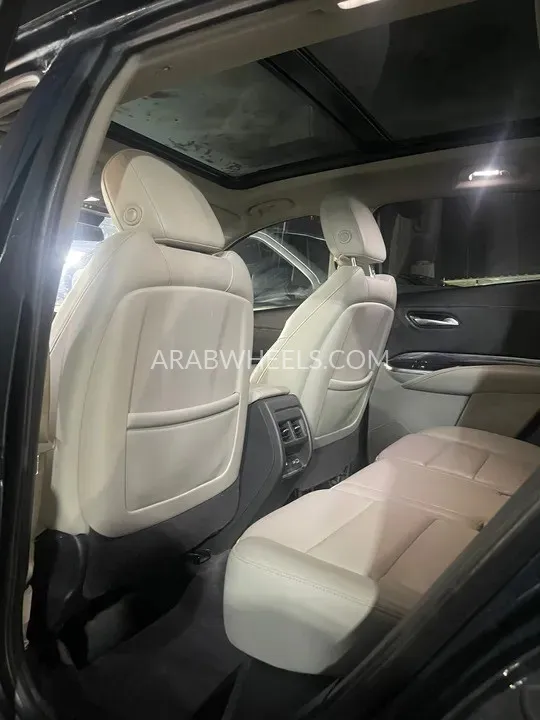 Cadillac XT4 2021 for Sale in Ajman Image-7