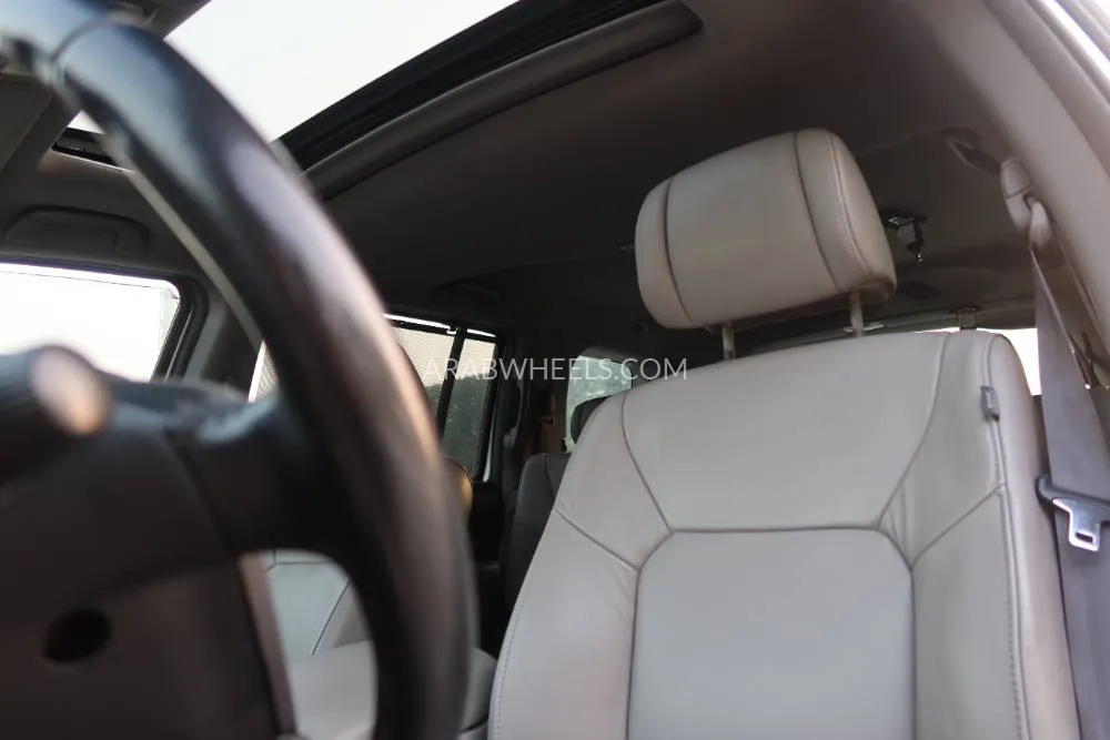 Honda Pilot 2010 for Sale in Dubai Image-14