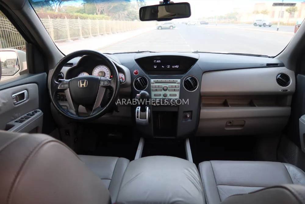 Honda Pilot 2010 for Sale in Dubai Image-17