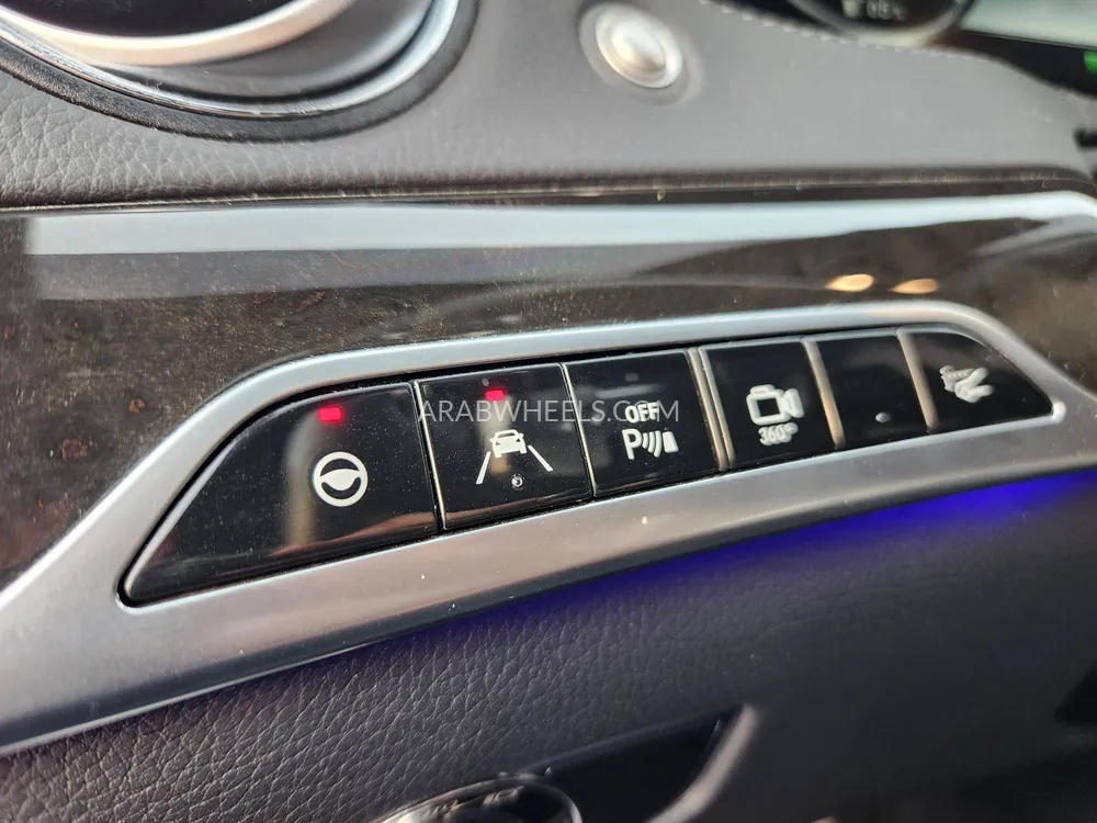 مرسيدس بنز كلاس S 2015 for Sale in أبو ظبي Image-9