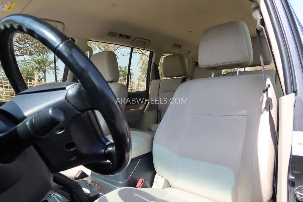 Mitsubishi Pajero 2020 for Sale in Dubai Image-5