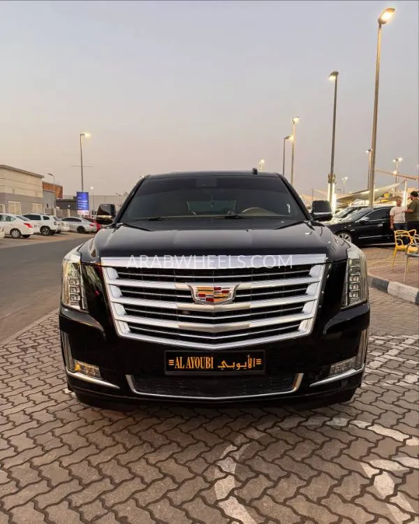 Cadillac Escalade 2018 for Sale in Sharjah Image-2
