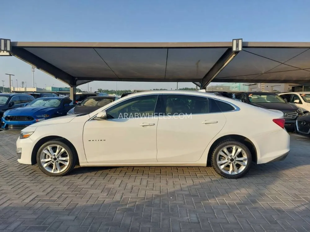Chevrolet Malibu 2020 for Sale in Sharjah Image-3