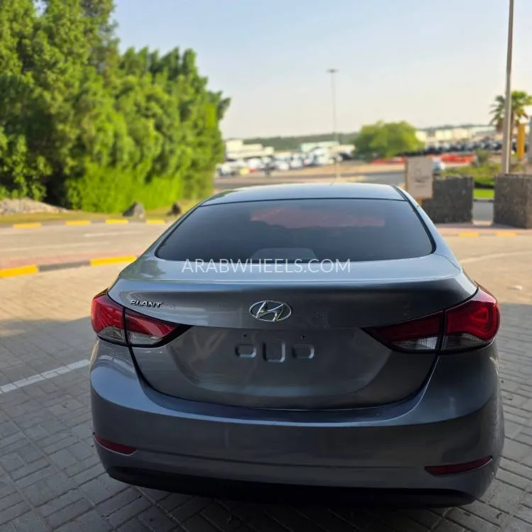 Hyundai Elantra 2015 for Sale in Sharjah Image-17