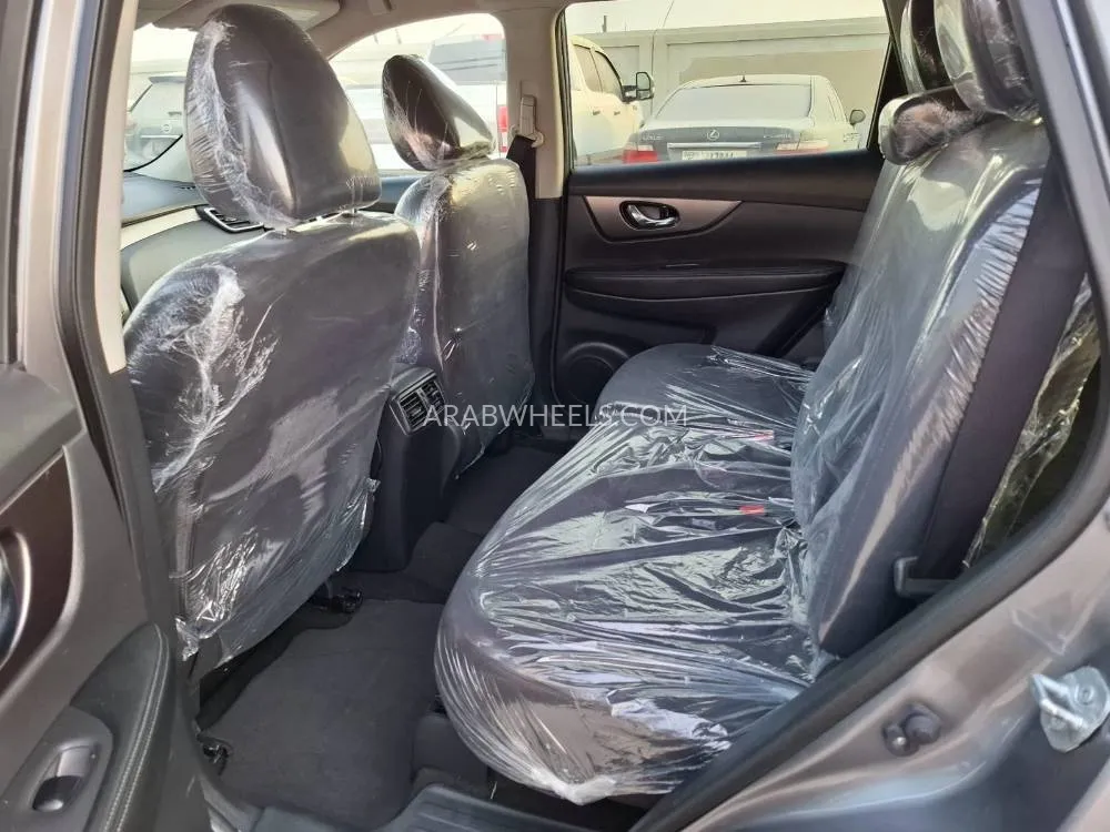 Nissan Rogue 2015 for Sale in Ajman Image-13