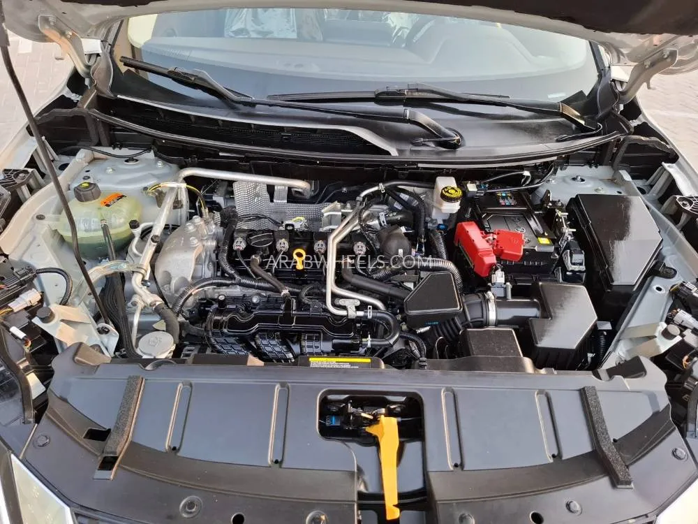 Nissan Rogue 2021 for Sale in Ajman Image-7