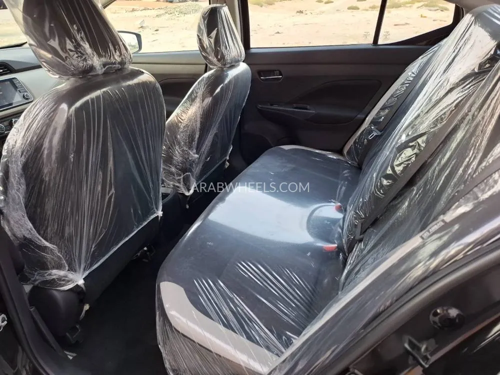 Nissan Versa 2021 for Sale in Ajman Image-11