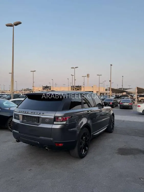Land Rover Range Rover Sport 2015 for Sale in Sharjah Image-10