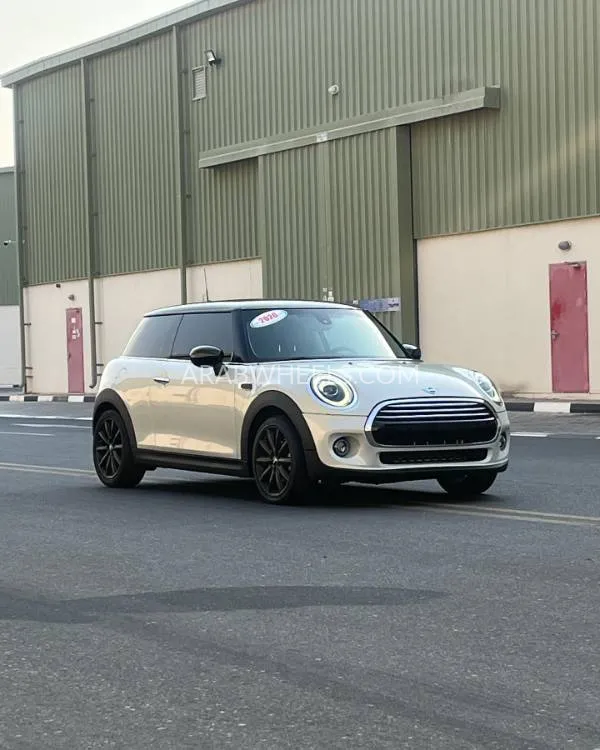 Mini Cooper 2020 for Sale in Umm Al Quwain Image-1
